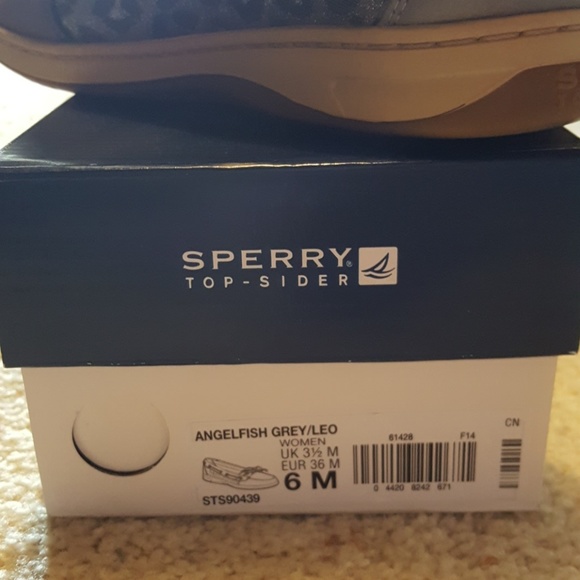 Sperry Topsider - Picture 2 of 7